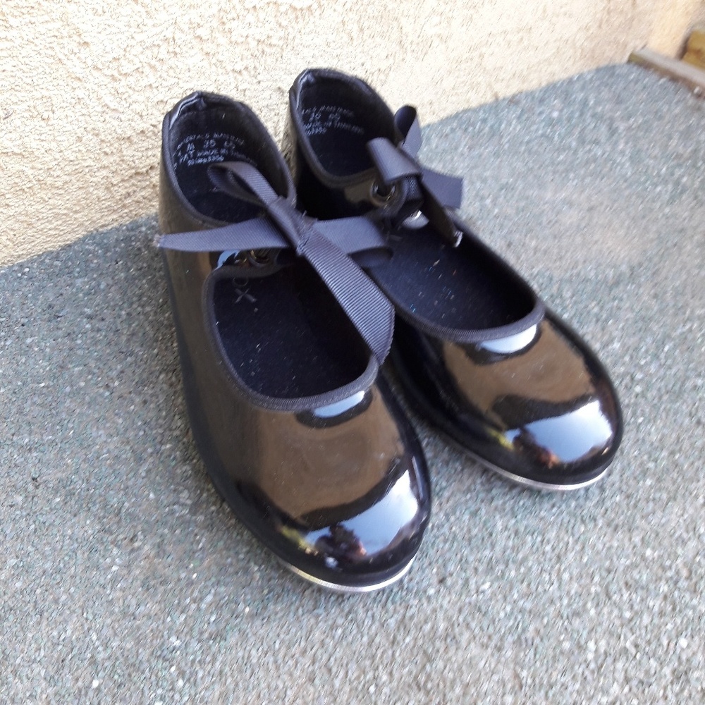 Capezio tap shoes